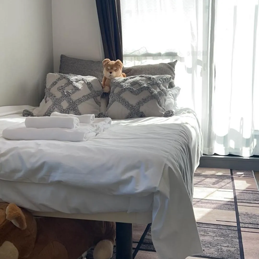 Jing Space: Convenient Urban Stay Near Airport Tokyo 0*,